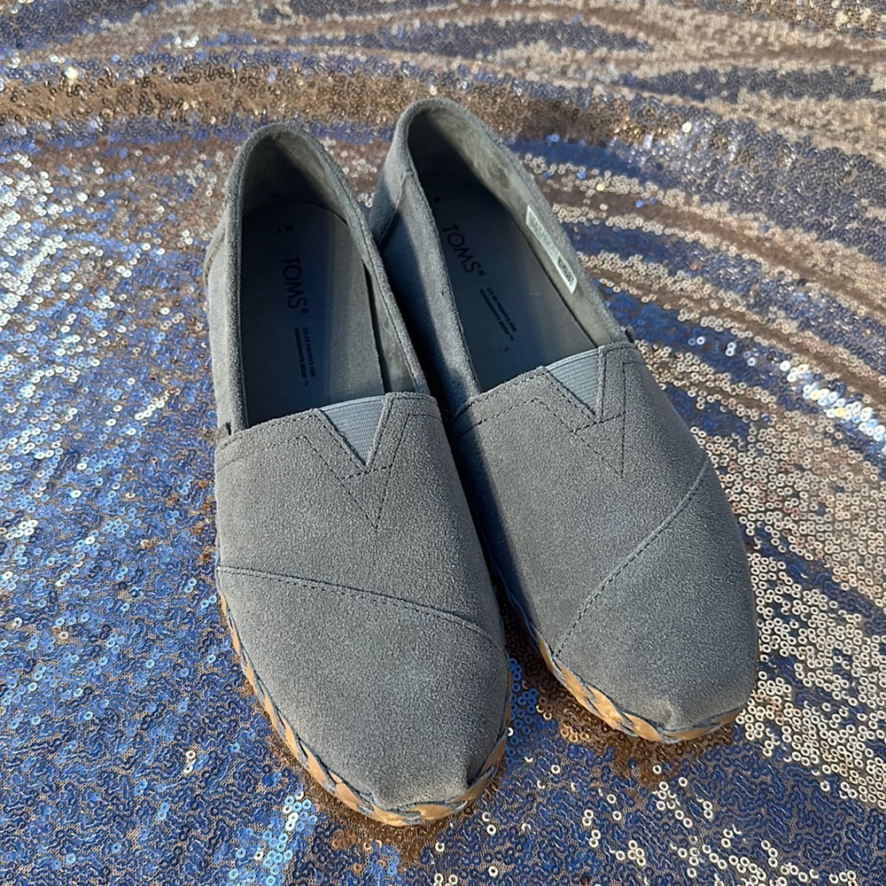 Women’s Toms grey espadrilles size 7. Never worn. No box